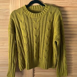 Bundle Up!! ❄️ Pewter Green Knit Sweater